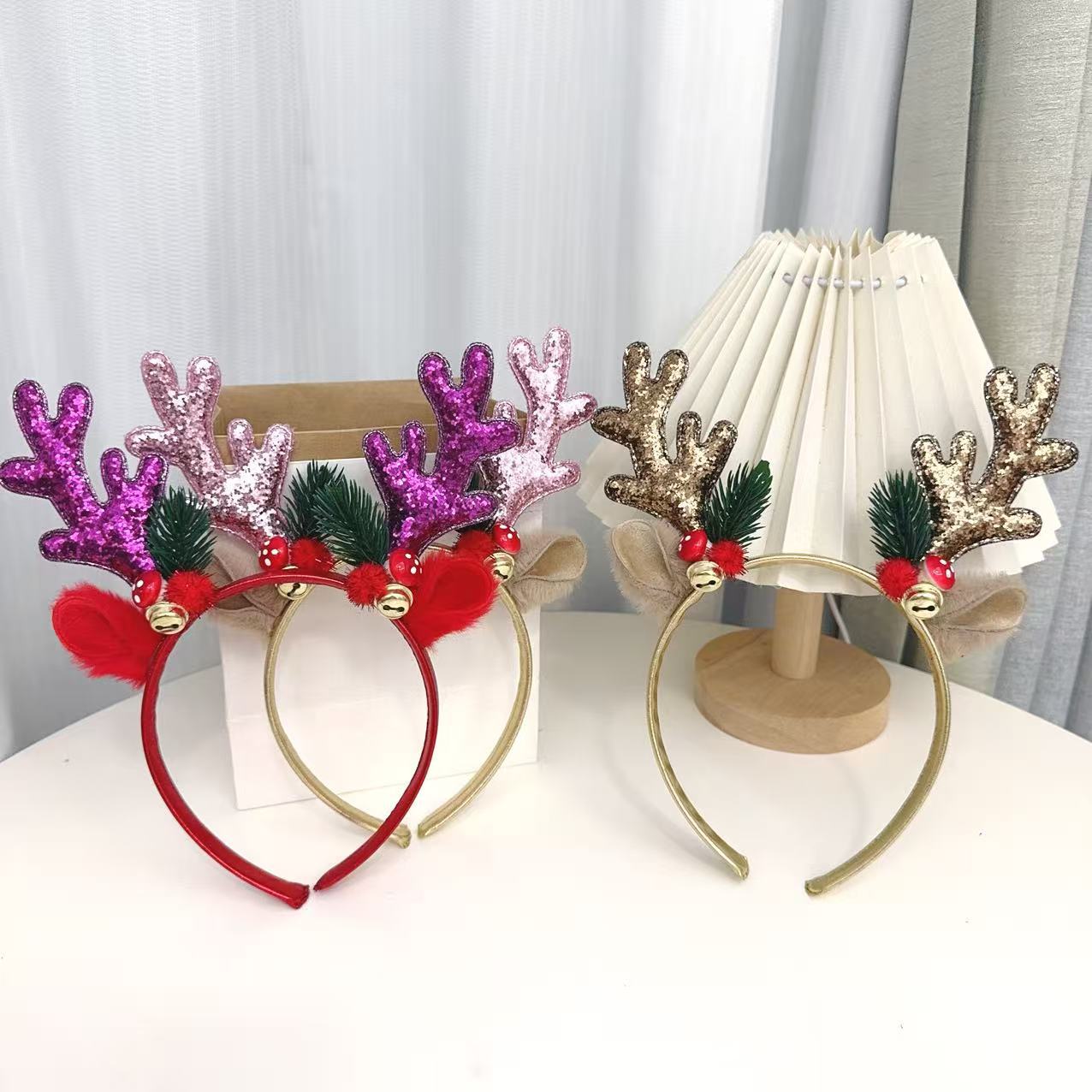 عصابات رأس لامعة على شكل قرون - مراجعة Reindeer Antlers Headband وسعره